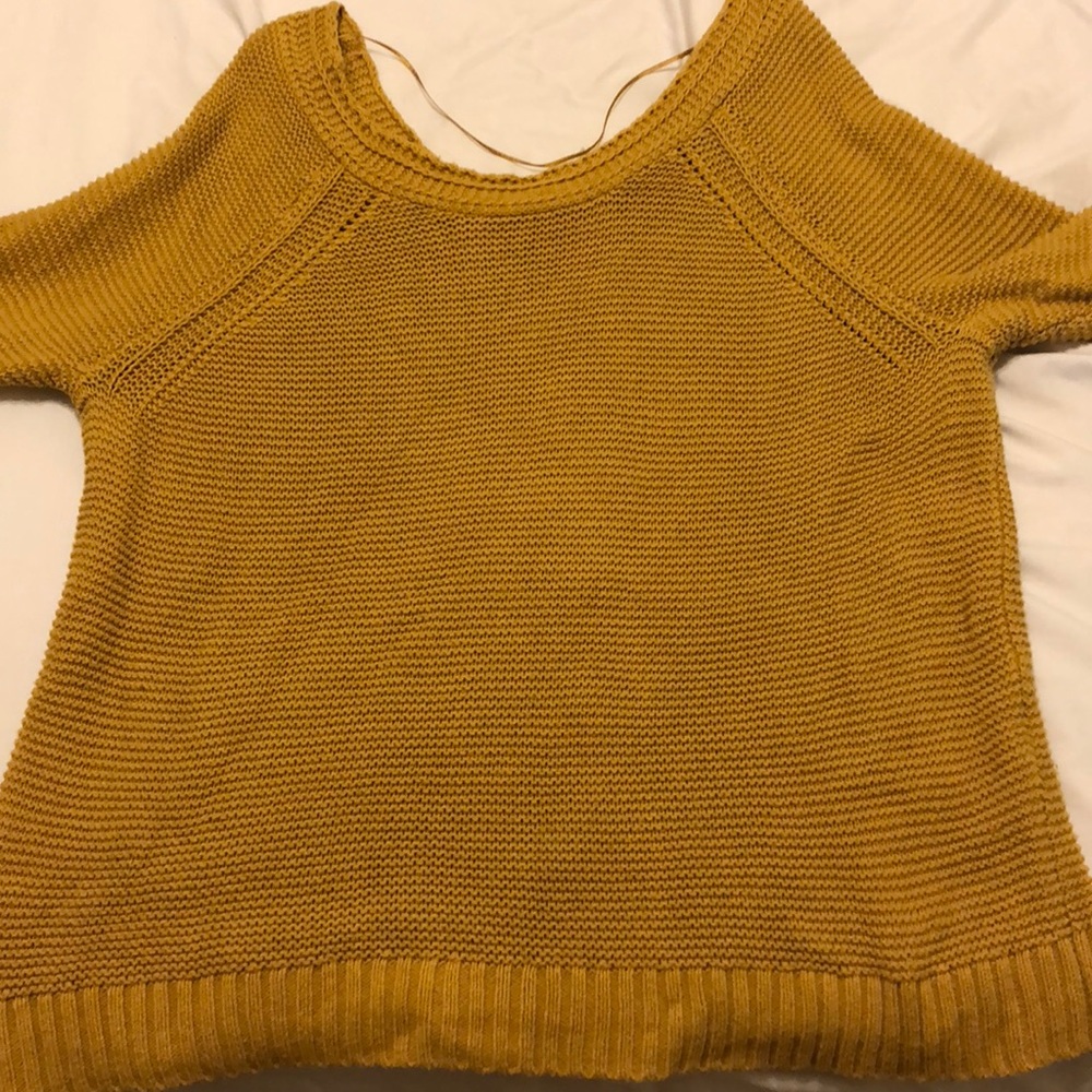 Mustard yellow sweater!!